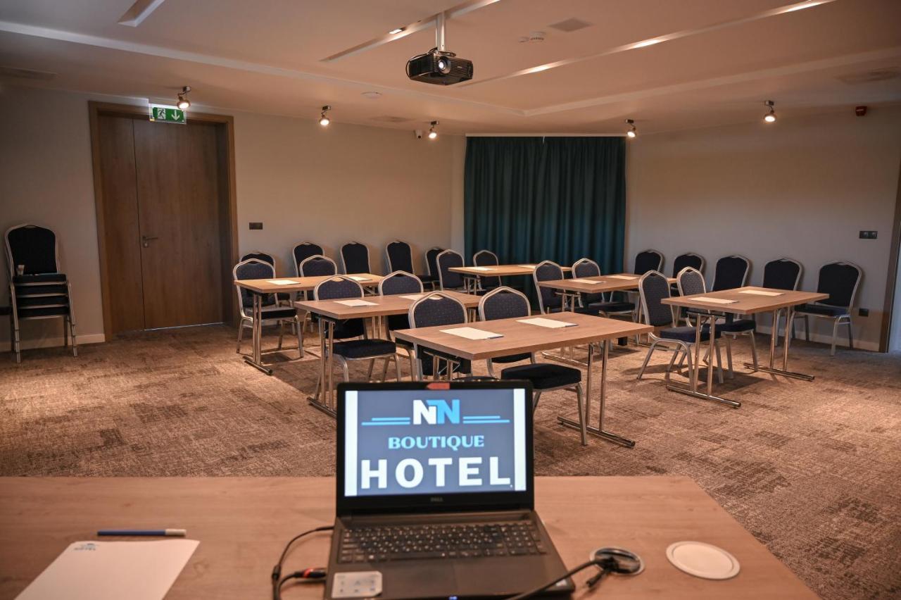 Nn Boutique Hotel Tiszaujvaros Exterior photo