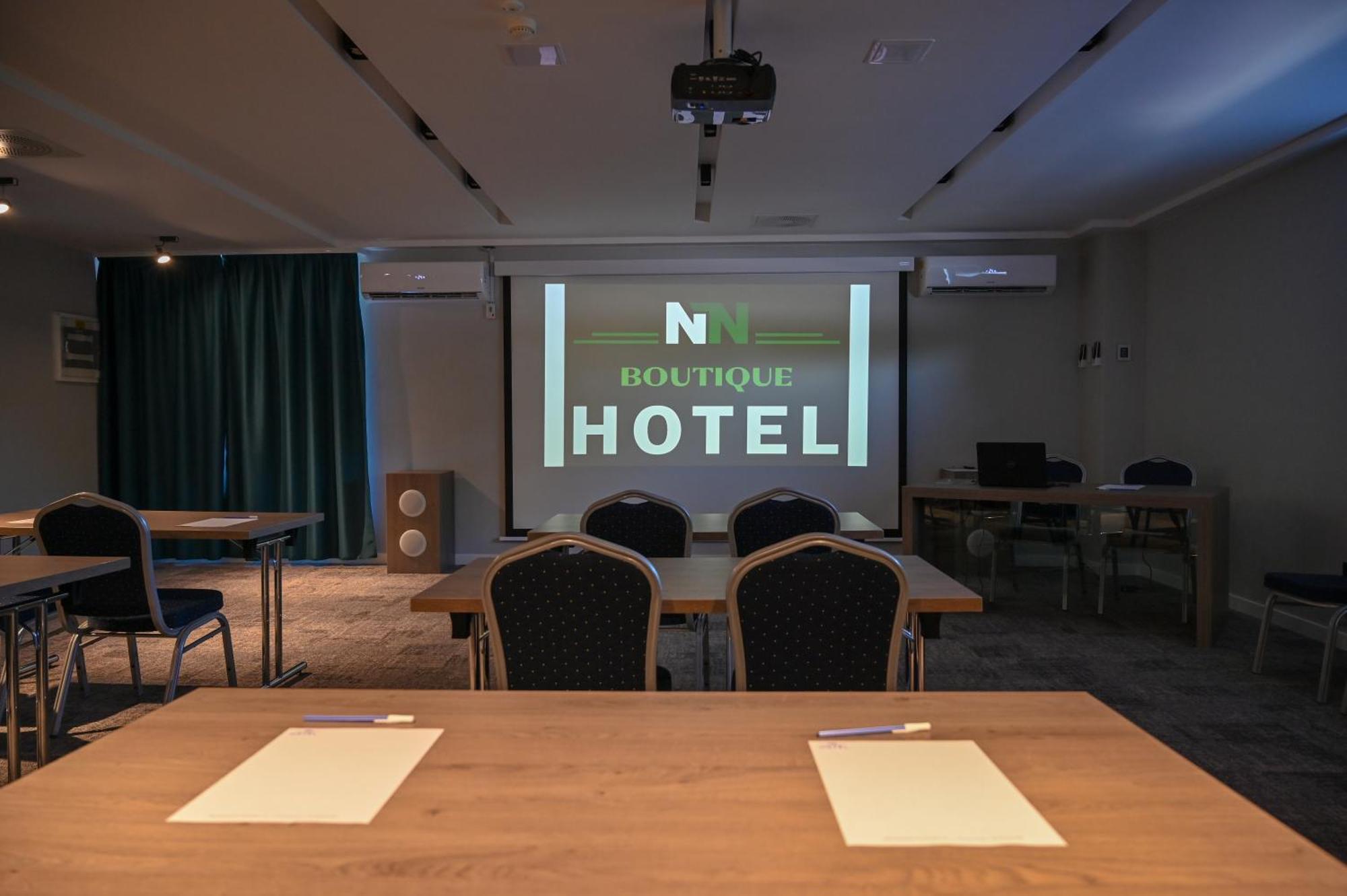 Nn Boutique Hotel Tiszaujvaros Exterior photo